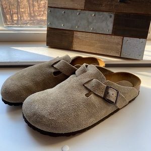 Birkenstock Boston Suede Clog in Tan/Beige